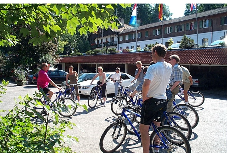 Fahrradtour - Start Yachthotel Chiemsee