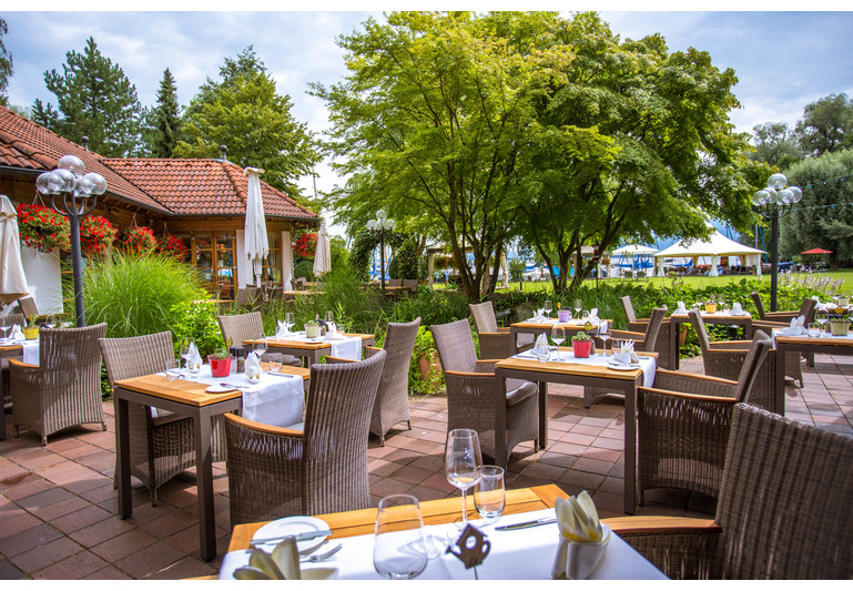 Yachthotel Chiemsee - Seeterrasse