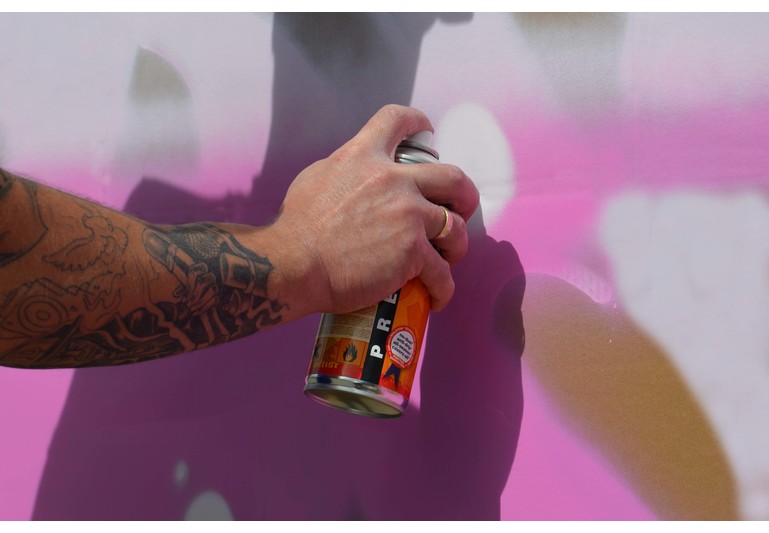 Setzen Sie Firmenwerte oder Tagunsgziele kreativ in Szene mit unseren Graffiti-Workshops.